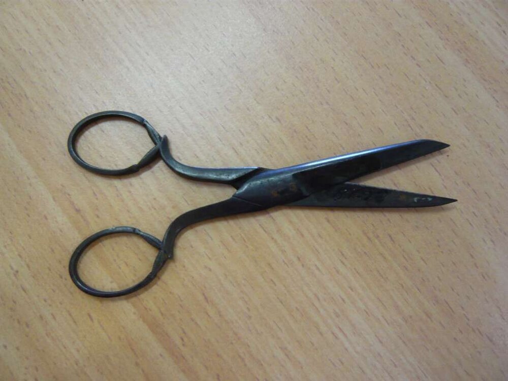 Small pair of scissors
