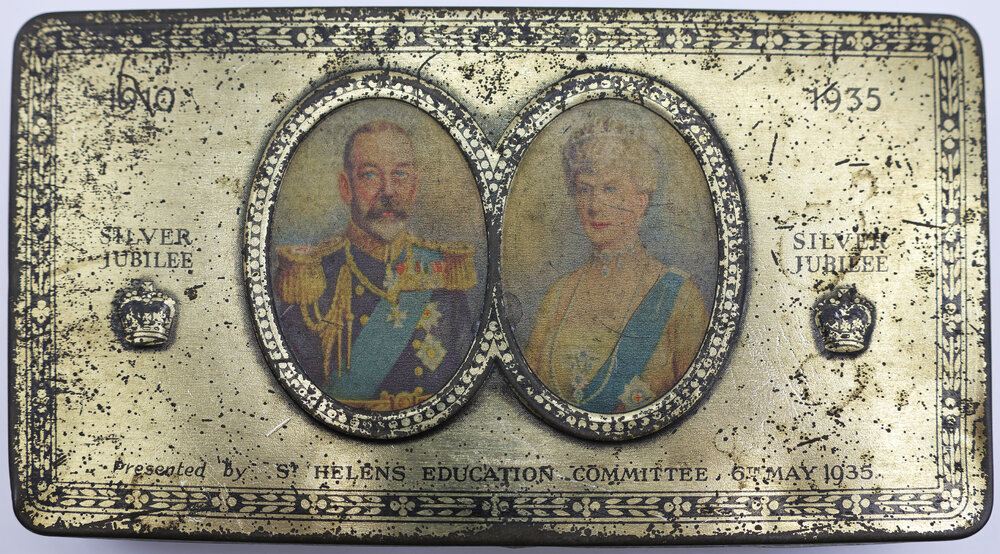 Silver Jubilee of King George and Queen May tin