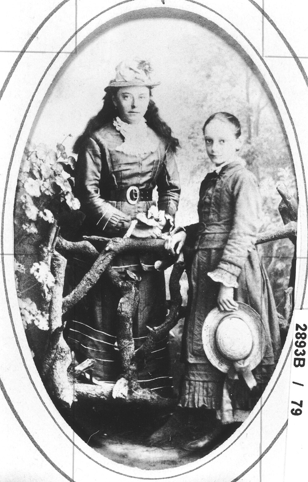 Flora and Ada Hamersley 