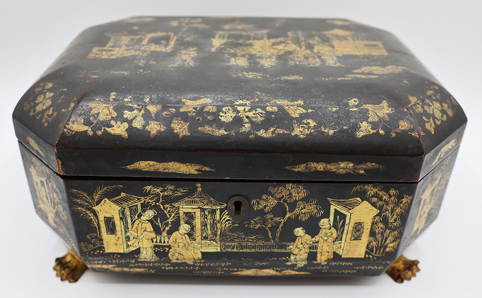 Chinese gilt lacquer box with a lift out section