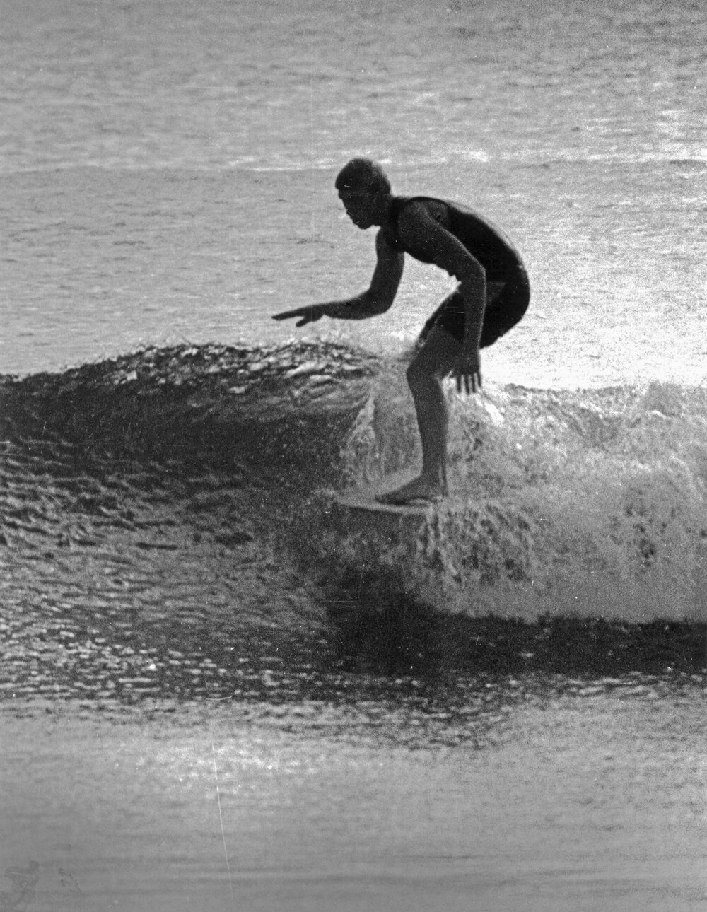Steve Coburn surfing at Contacio