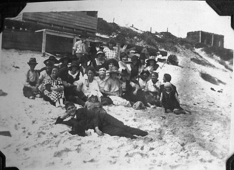 Group of people at North Beach in 1924