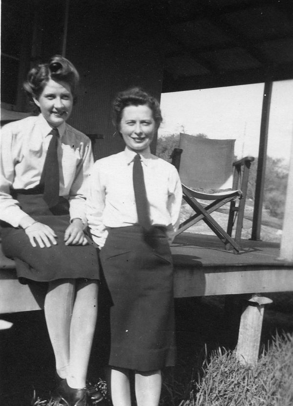 Eleanor Jefferies and colleague in WWII uniform taken in Mount Lawley c1943
