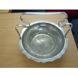 Electroplated jam bowl with handle