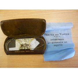 Reading glasses and case with reference number 17/3