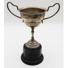 Trophy silver cup 1948 Mrs PR Gillam
