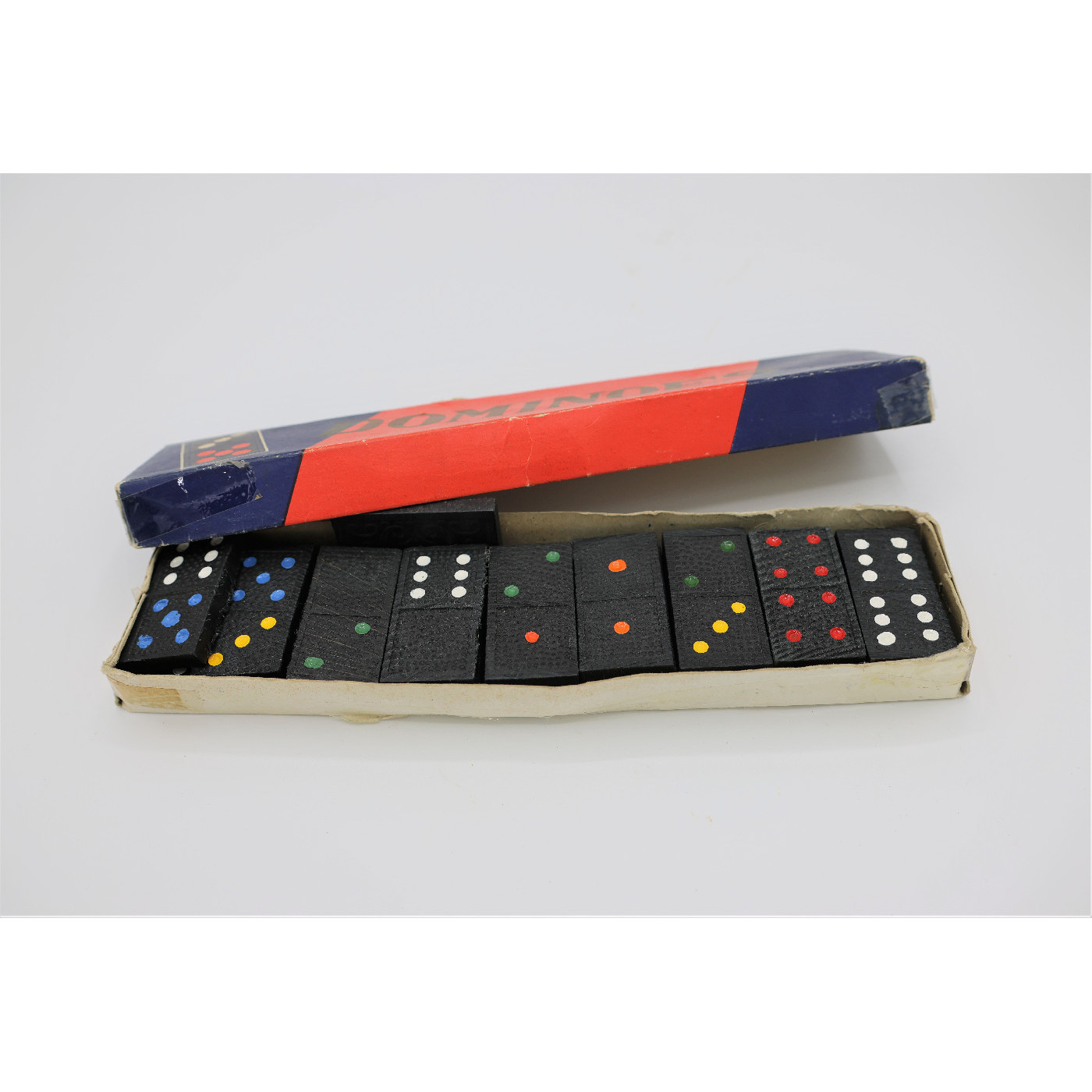 Dominoes
