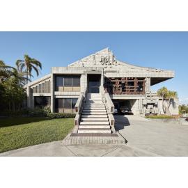 Marsala Residence by Jack Lovel