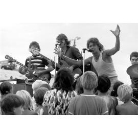 Band playing at the Surfin safari event