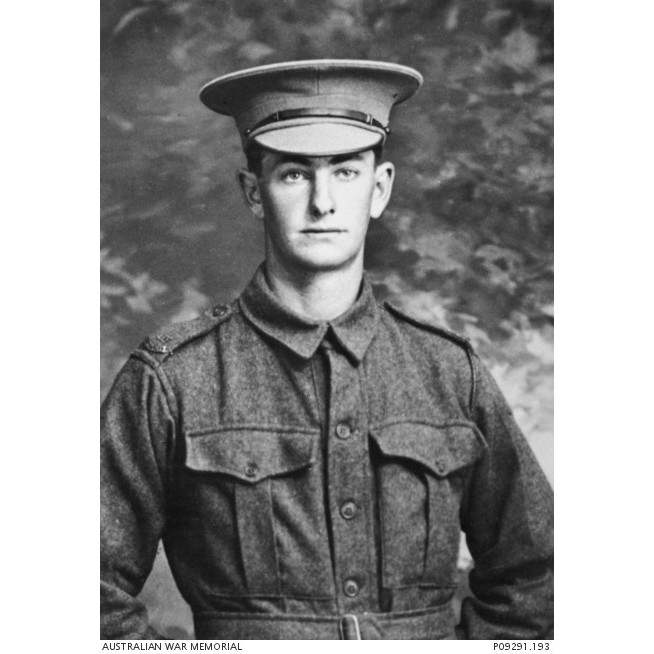 Robert Llewellyn Martin