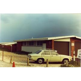 Trigg beach building near boat ramp 