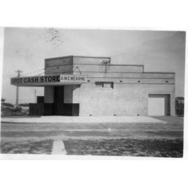 Spot Cash Store on the corner of Hastings Street and Brighton Road Scarborough in 1939