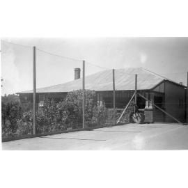 Schultz family home located at Lot 5 North Beach Road in Balcatta c1948