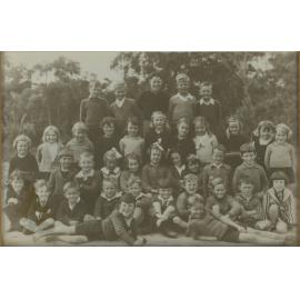 Scarborough Primary School students in 1937 