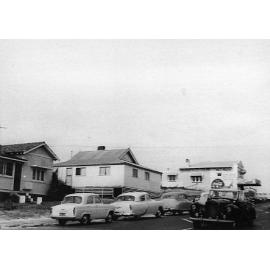 Duke of Edinburgh travels along Scarborough Beach Road to a British Empire Games event in 1962