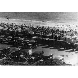 Scarborough Beach and carpark c1940