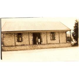 Ricter's family home