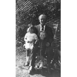 Pratt family in Meekatharra