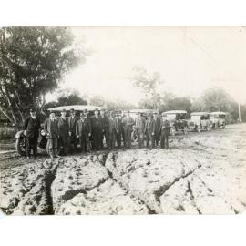 Perth Road Board inspection tour of Wanneroo Road in Dog Swamp