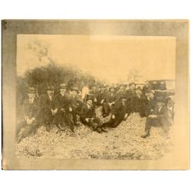 Perth Road Board inspection tour of North Beach in 1925