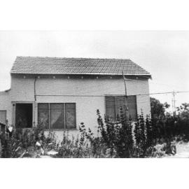 Newland family house at Watermans Bay