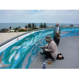 Mount Flora Museum lookout mural with Anne-Marie Pelusey repainting lookout with her mum Pat MacKenzie 