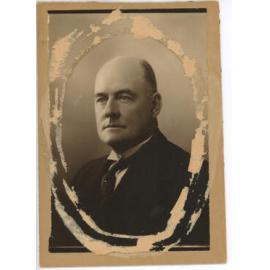 Official portrait of John Scaddan