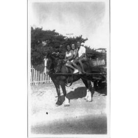 Horse and cart travelling from Scarborough to North Beach Hotel c1940