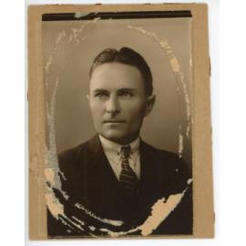 Official portrait of Harry Vivian Shearn