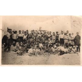 Group gathering at Sorrento Beach 