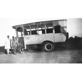 Federal Omnibus Company vehicle