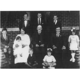 Family at 21 King Edward Road in Osborne Park 1922