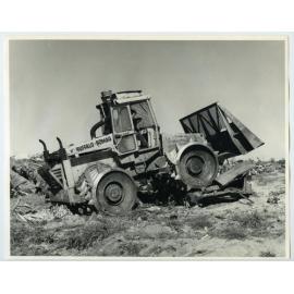 Buffalo Bomag truck photograph 2