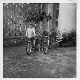 Bryce and Janine Gaye Few with thier first bikes 
