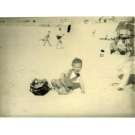 Bernard Pennycuick playing at Scarborough Beach