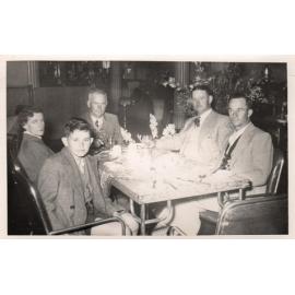 Arbuckle family with Mr Gibbs and Bill Stevens