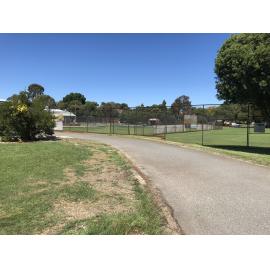 Alexander Park Craft House driveway