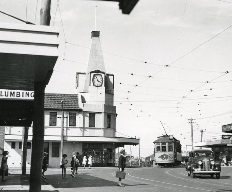 Thomas James Snooks (1890-1958) constructed and operated a picture garden (demolished by his grandson in 1960), later building the indoor cinema, clock tower, offices, shops, and flats at this famous Inglewood icon.