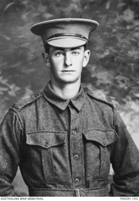 Robert Llewellyn Martin